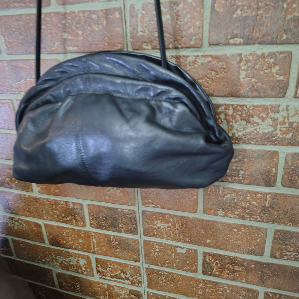 Vintage Black Leather Crescent Hobo Shoulder Bag – Soft Slouchy Lambskin”